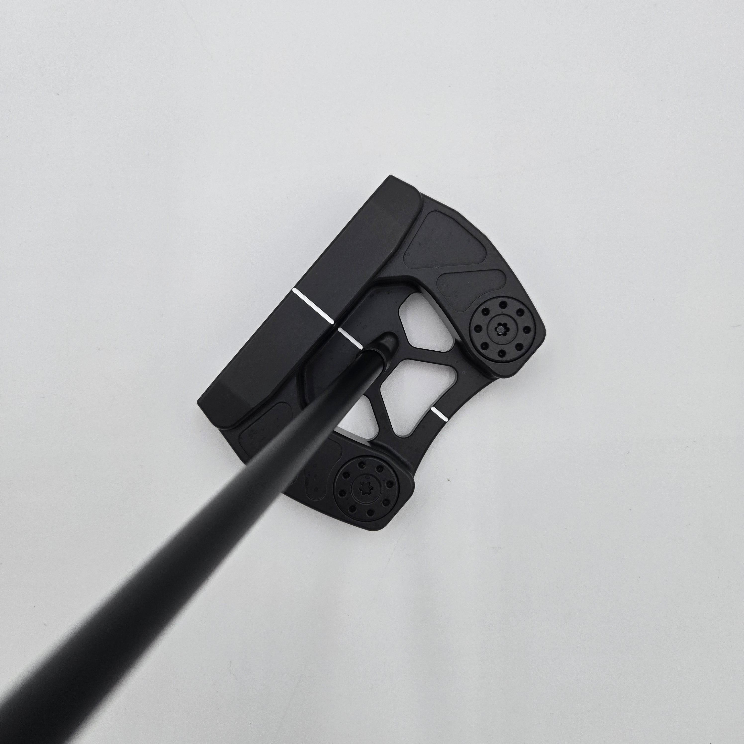 #100 Goliath CenterFire/ 34''/ Right Hand/ Black (8/10)