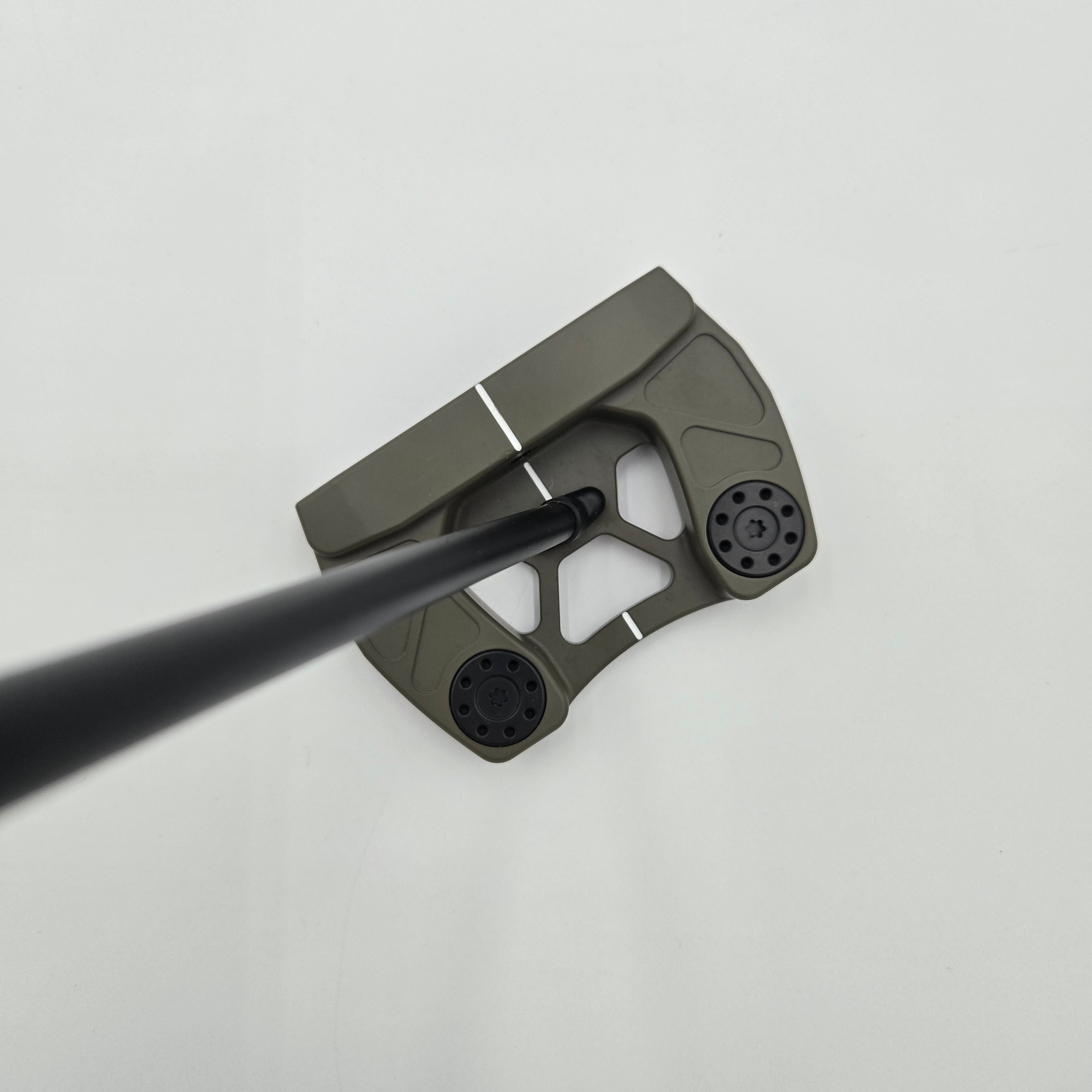 #101 Goliath CenterFire/ 34''/ Right Hand/ Olive Drab (8/10)