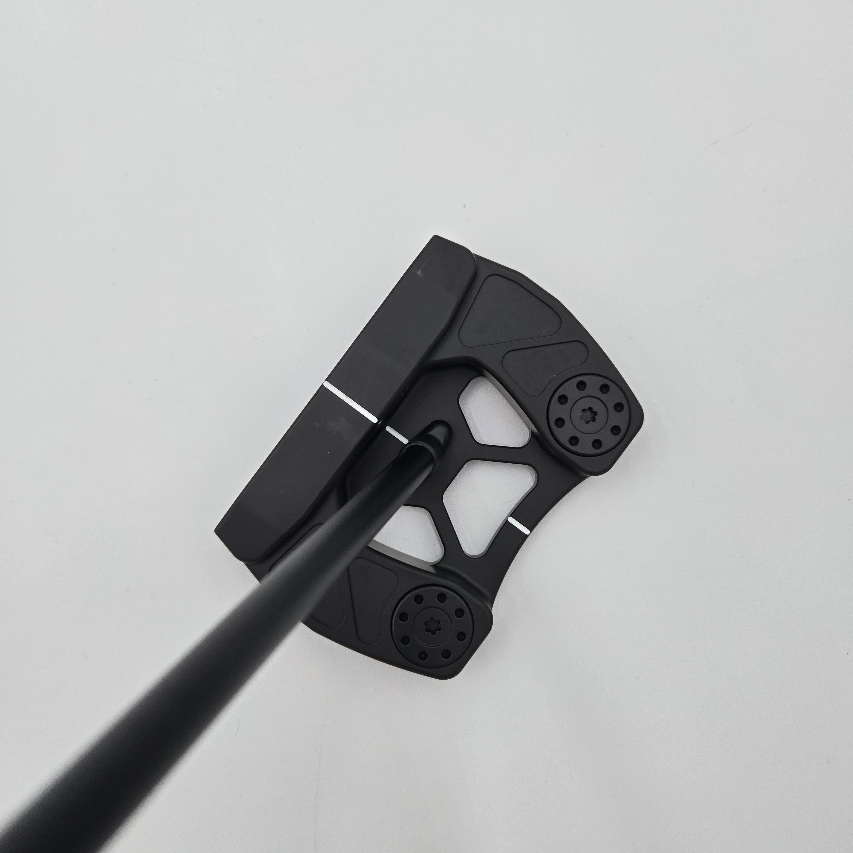 #103 Goliath CenterFire/ 34.5''/ Right Hand/ Black (8/10)