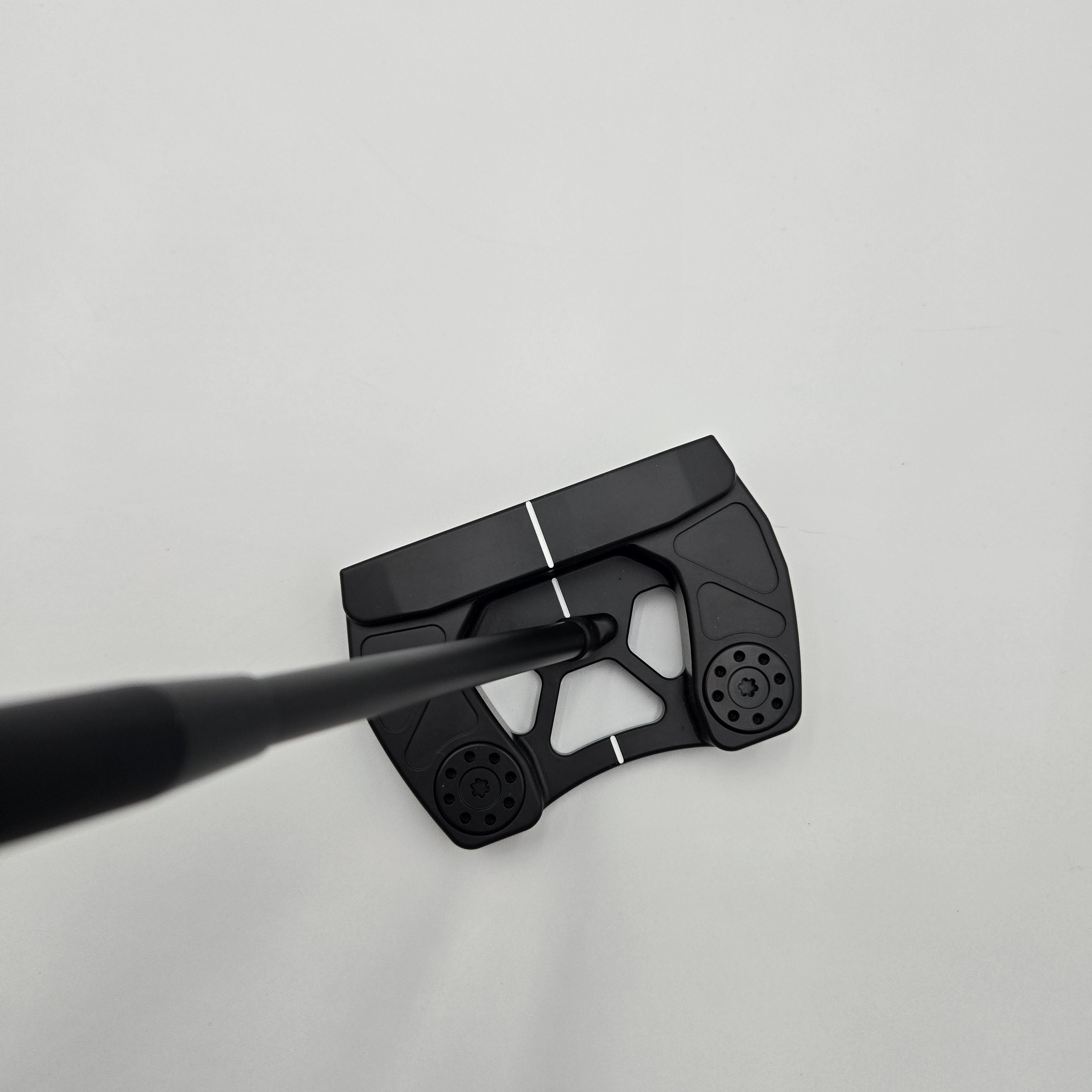 #104 Goliath CenterFire/ 35.5''/ Black BGT STABILITY (8/10)