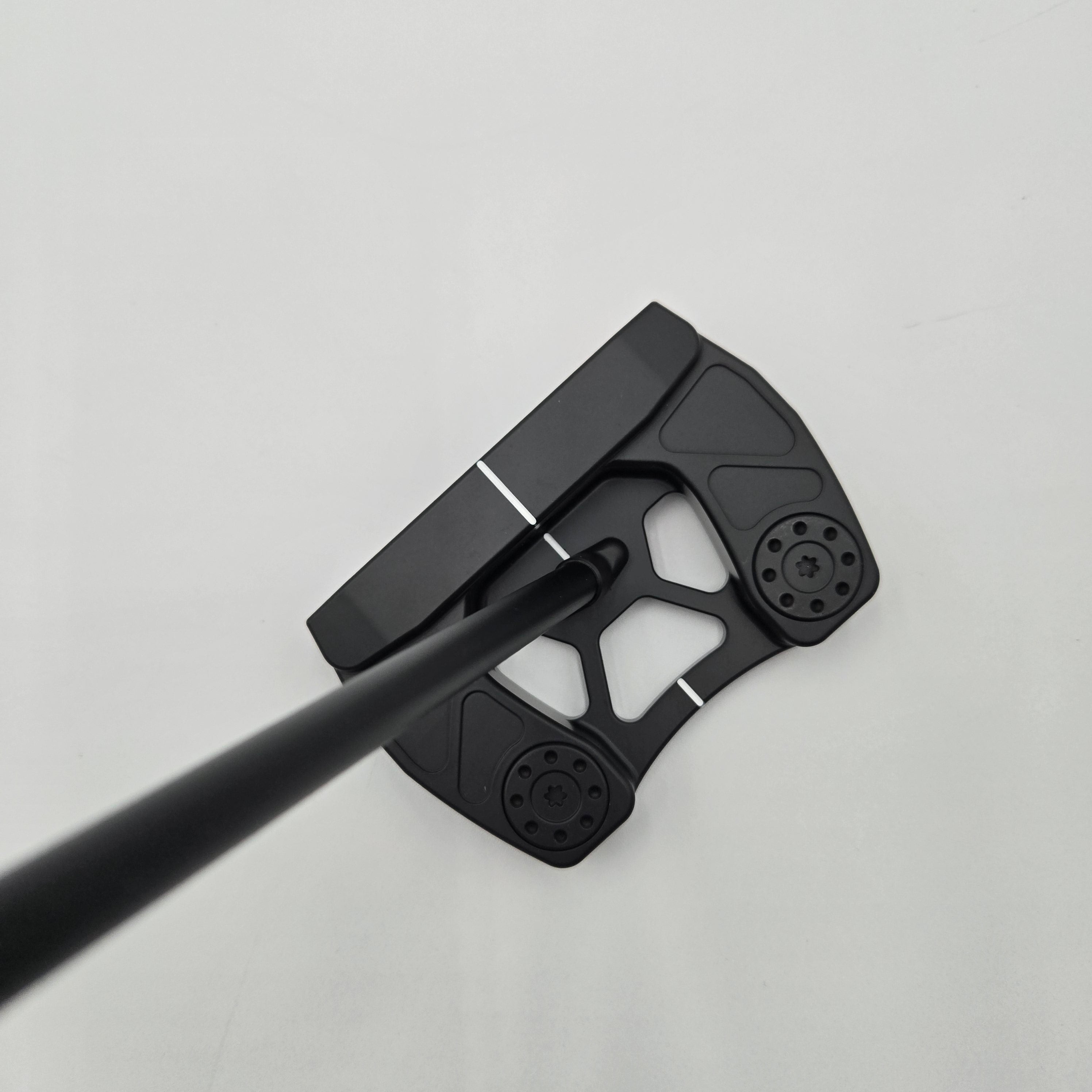 #109 Goliath CenterFire/ 35''/ Right Hand/ Black (10/10)
