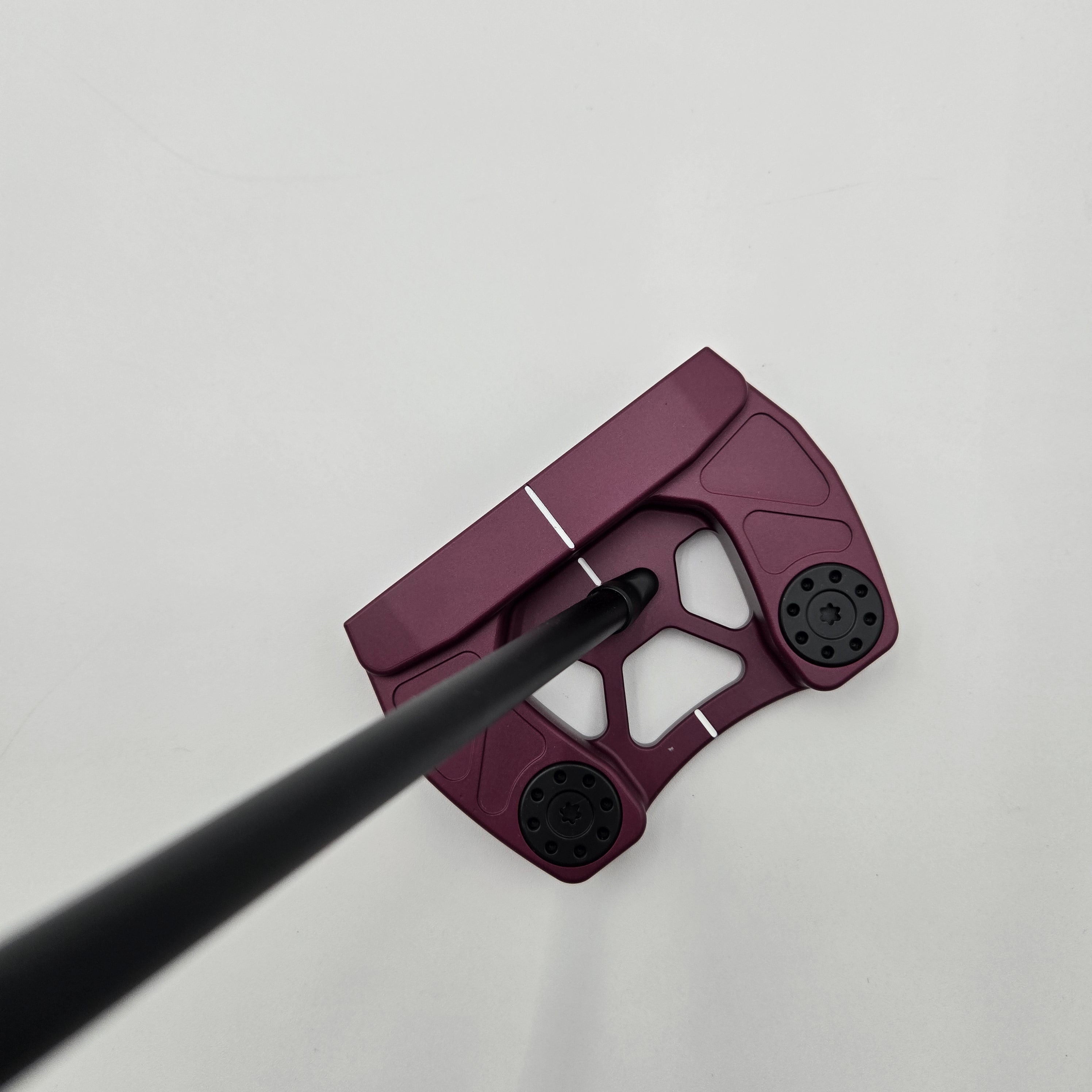 #113 Goliath CenterFire / 35''/ Right Hand/ Black Cherry (10/10)