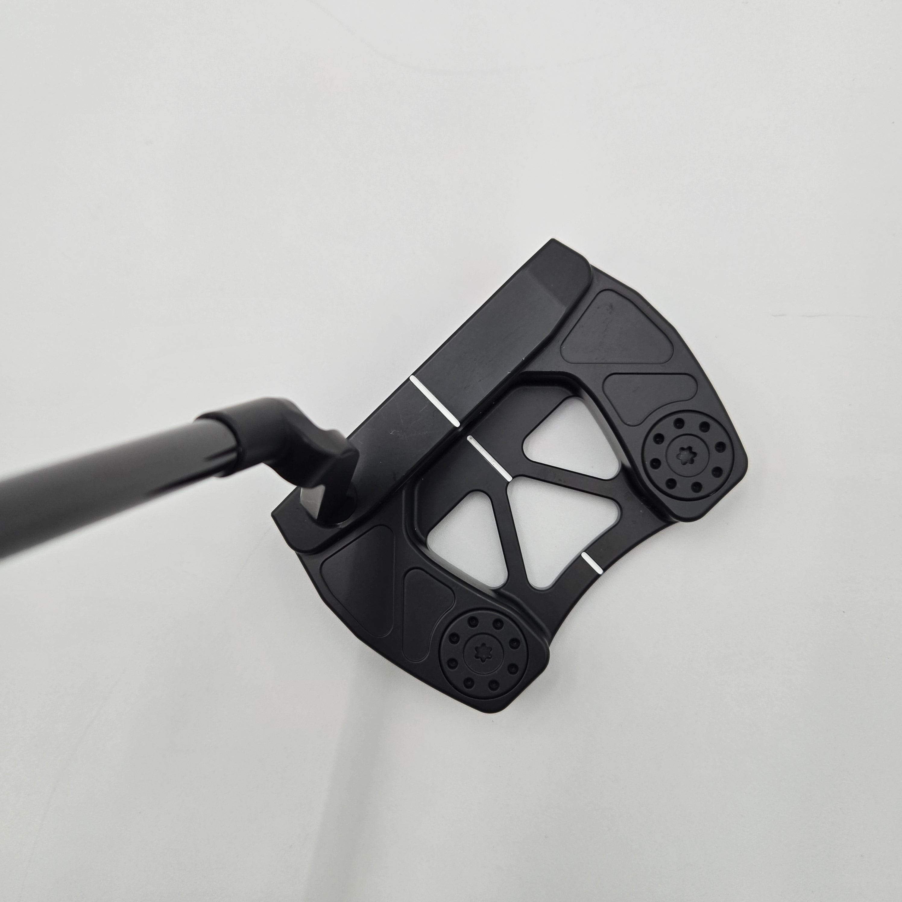#115 Goliath / 34''/ Right Hand/ Black (7/10)