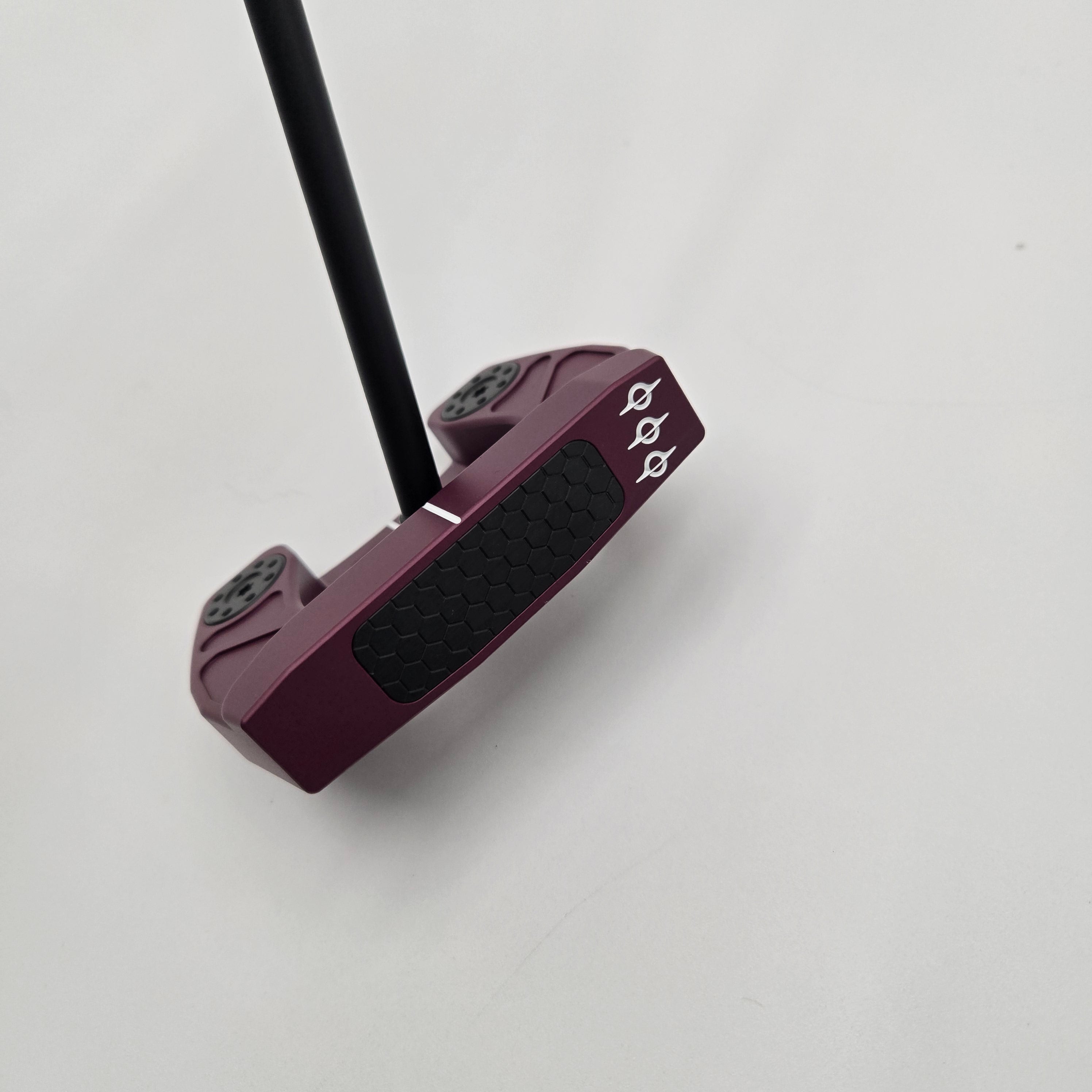 #116 Goliath CenterFire / 33''/ Right Hand/ Black Cherry (9/10)